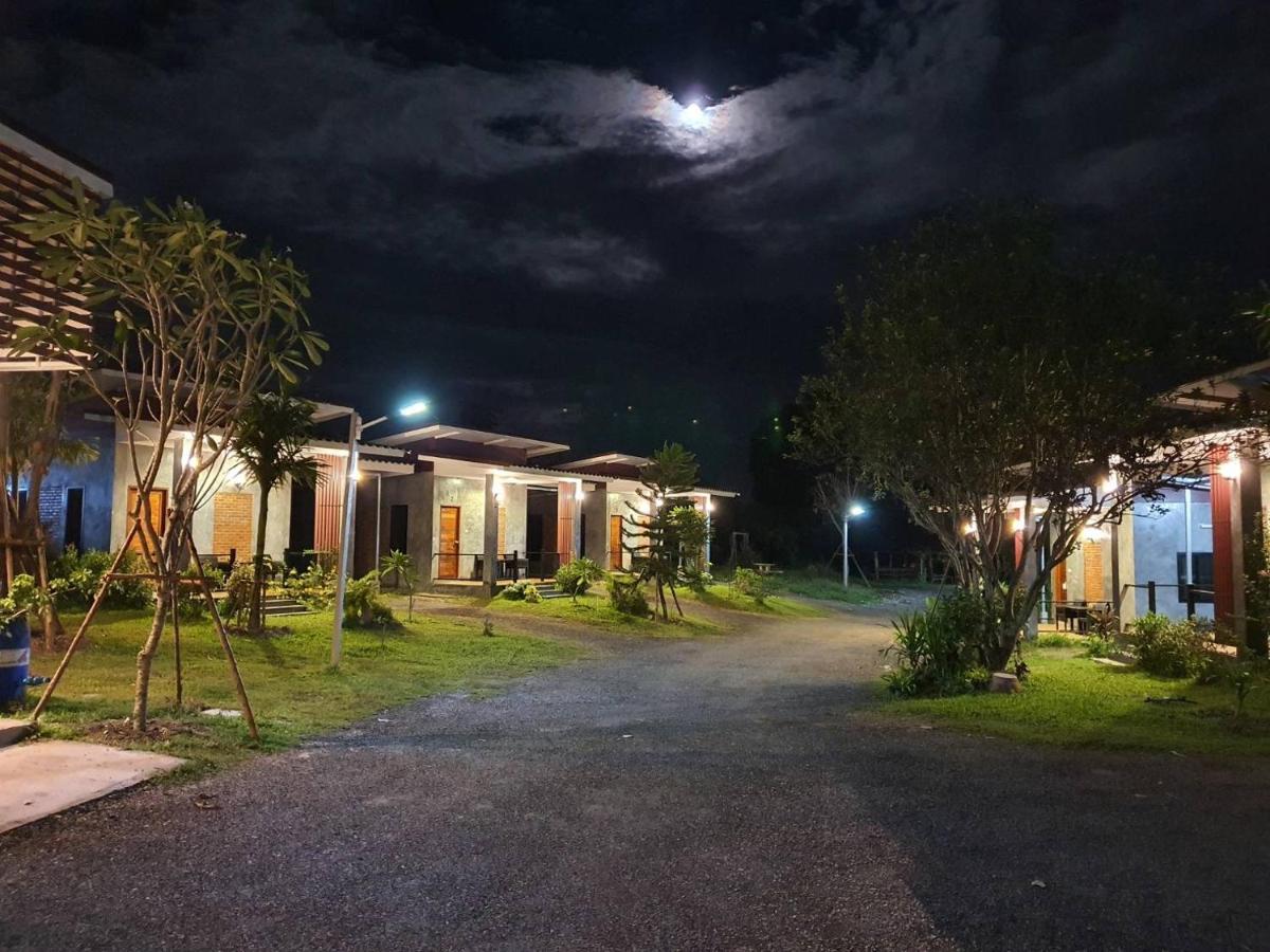 B-Tel Chomthong Resort Chiang Mai Csomthong Kültér fotó