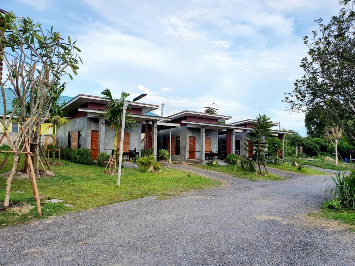 B-Tel Chomthong Resort Chiang Mai Csomthong Kültér fotó